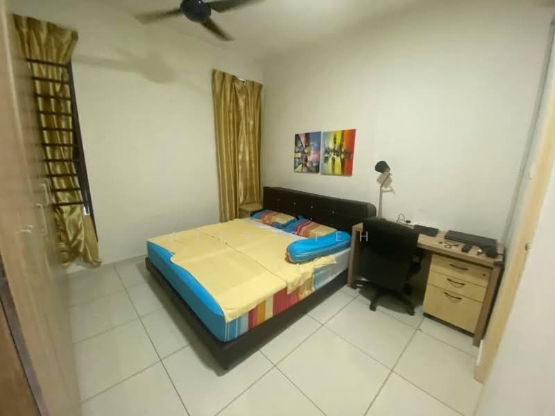 Service Residence for Sale at D'Summit Residences - Alex Sieh - Bedroom - PropertyGuru.com.my