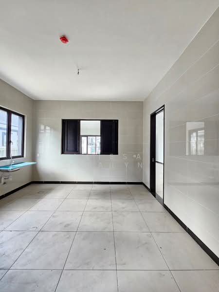 Semi-Detached House for Sale in Shah Alam (Selangor) - Alissa Emalyn - PropertyGuru.com.my