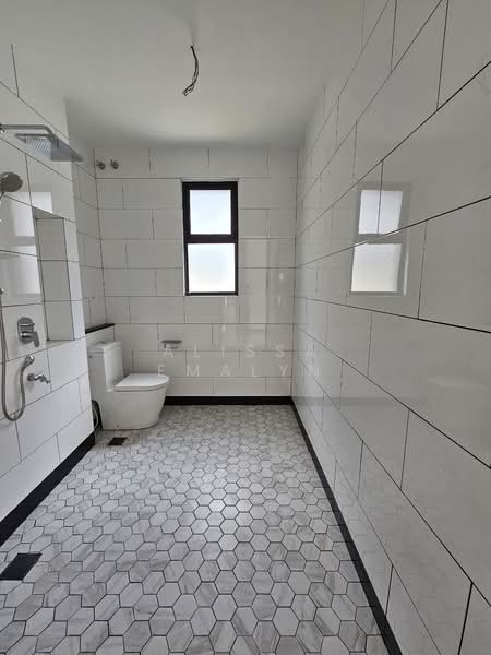 Semi-Detached House for Sale in Shah Alam (Selangor) - Alissa Emalyn - Bathroom - PropertyGuru.com.my