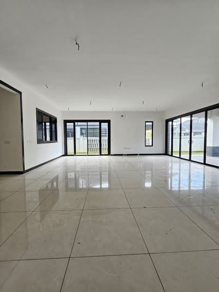 Semi-Detached House for Sale in Shah Alam (Selangor) - Alissa Emalyn - Living Room - PropertyGuru.com.my