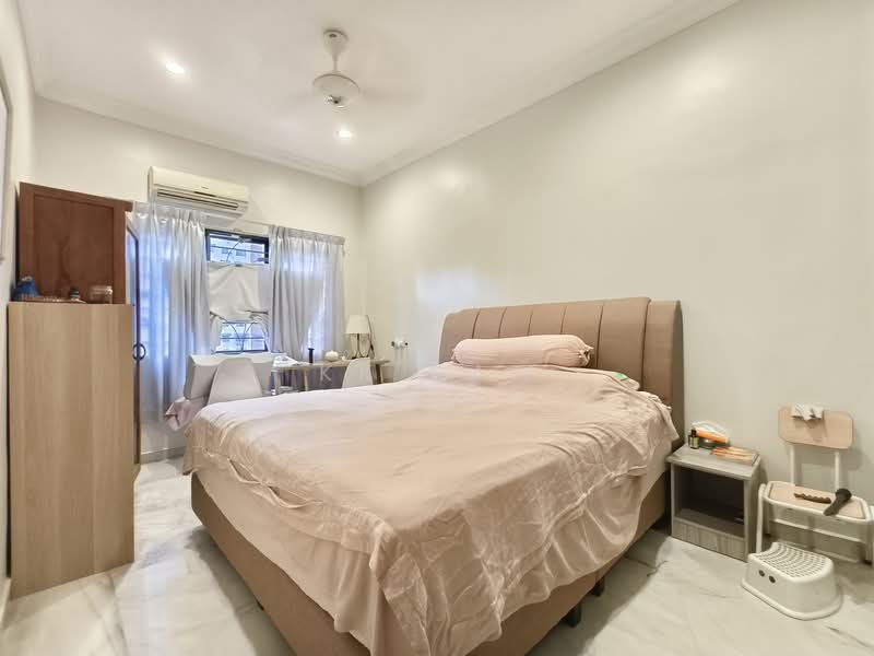 2-storey Terraced House for Sale in Taman Desa (Kuala Lumpur) - KK Sah - Bedroom - PropertyGuru.com.my