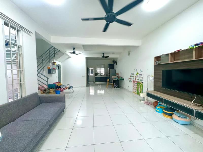 2-storey Terraced House for Rent in Bukit Indah (Iskandar Puteri (Nusajaya)) - Cavin Sim - Living Room - PropertyGuru.com.my