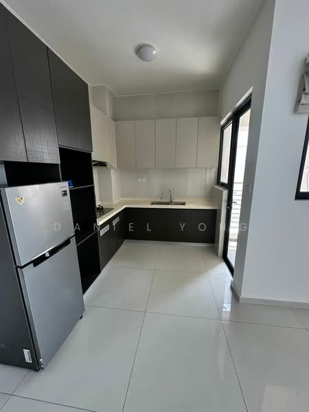 Condominium for Sale at Bay Point @ Country Garden Danga Bay - Daniel Yong - Kitchen - PropertyGuru.com.my