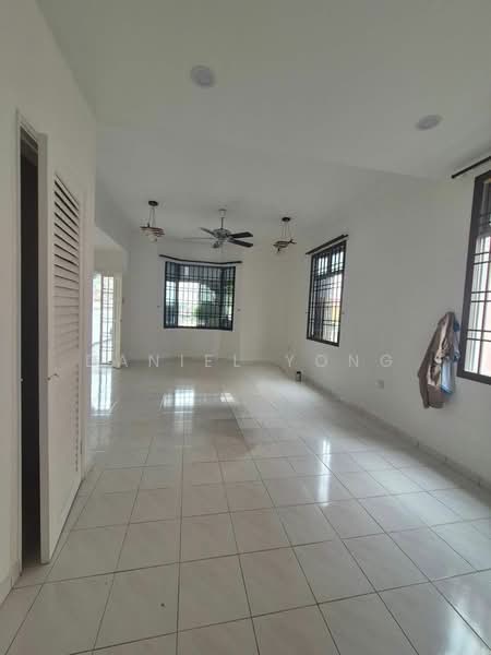Rumah Teres 2 Tingkat untuk Dijual di Permas Jaya (Johor) - Daniel Yong - Living Room - PropertyGuru.com.my