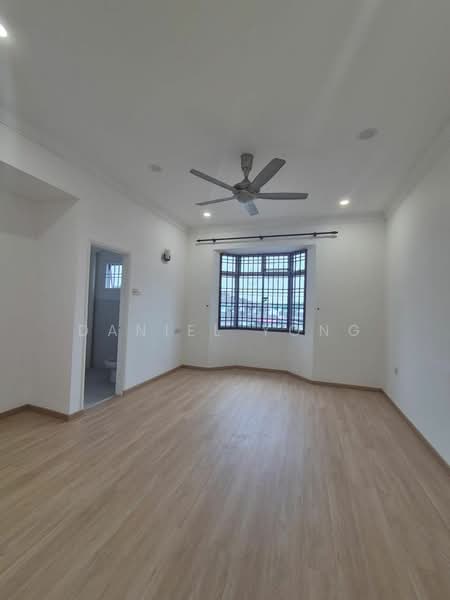 Rumah Teres 2 Tingkat untuk Dijual di Permas Jaya (Johor) - Daniel Yong - Living Room - PropertyGuru.com.my
