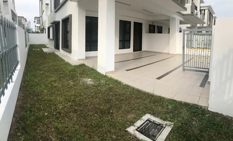 Semi-Detached House for Sale in Shah Alam (Selangor) - Sean Chia - Exterior - PropertyGuru.com.my