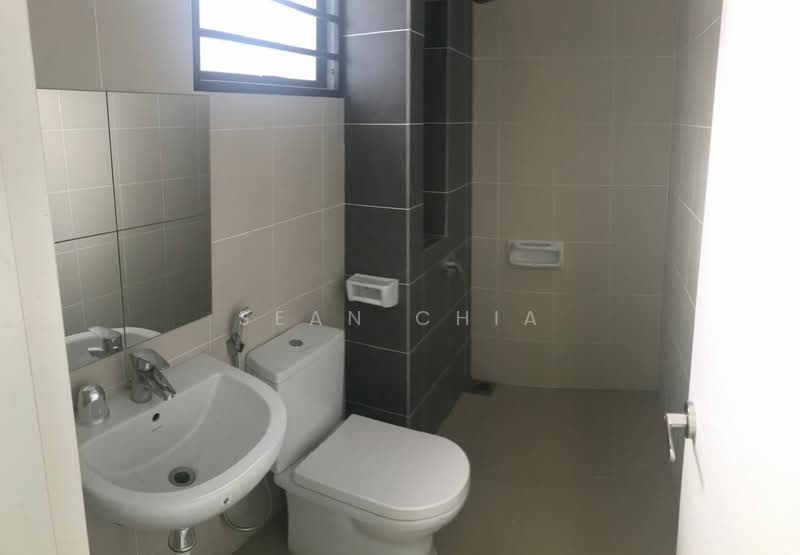 Semi-Detached House for Sale in Shah Alam (Selangor) - Sean Chia - Bathroom - PropertyGuru.com.my