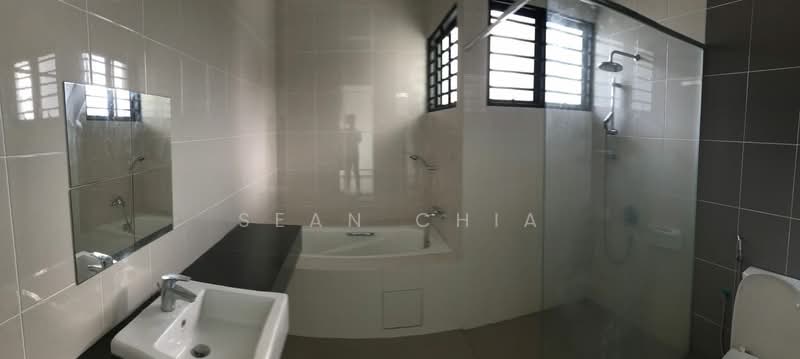 Semi-Detached House for Sale in Shah Alam (Selangor) - Sean Chia - Bathroom - PropertyGuru.com.my