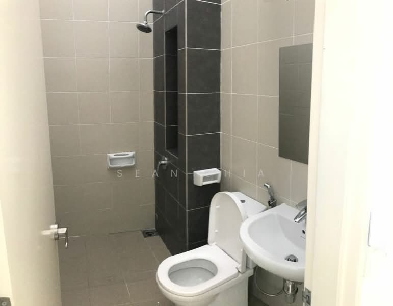 Semi-Detached House for Sale in Shah Alam (Selangor) - Sean Chia - Bathroom - PropertyGuru.com.my