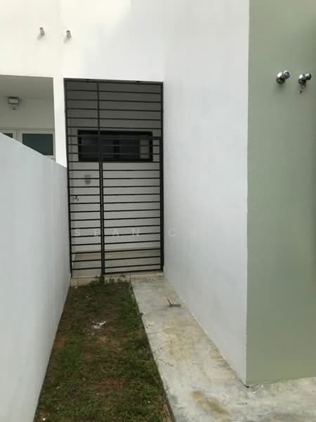 Semi-Detached House for Sale in Shah Alam (Selangor) - Sean Chia - Exterior - PropertyGuru.com.my