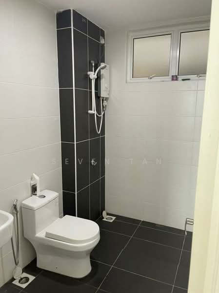 Service Residence for Sale at Tropez Residences - Seven Tan - Bathroom - PropertyGuru.com.my