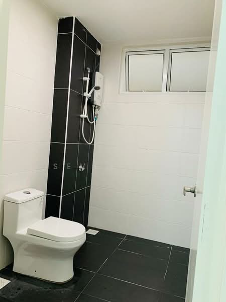 Service Residence for Sale at Tropez Residences - Seven Tan - Bathroom - PropertyGuru.com.my