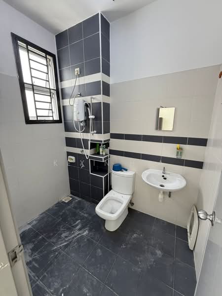 2-storey Terraced House for Rent in Bukit Indah (Iskandar Puteri (Nusajaya)) - Kexin Hua - Bathroom - PropertyGuru.com.my