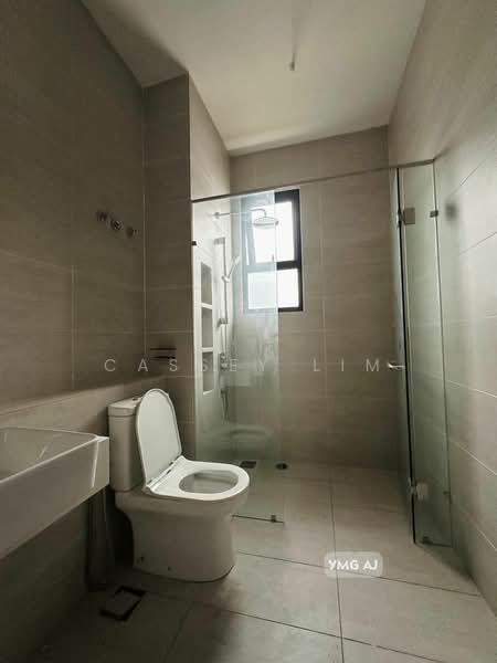 Link Bungalow for Sale in Setia Alam (Selangor) - Cassey Lim - Bathroom - PropertyGuru.com.my