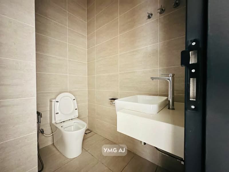 Link Bungalow for Sale in Setia Alam (Selangor) - Cassey Lim - Bathroom - PropertyGuru.com.my
