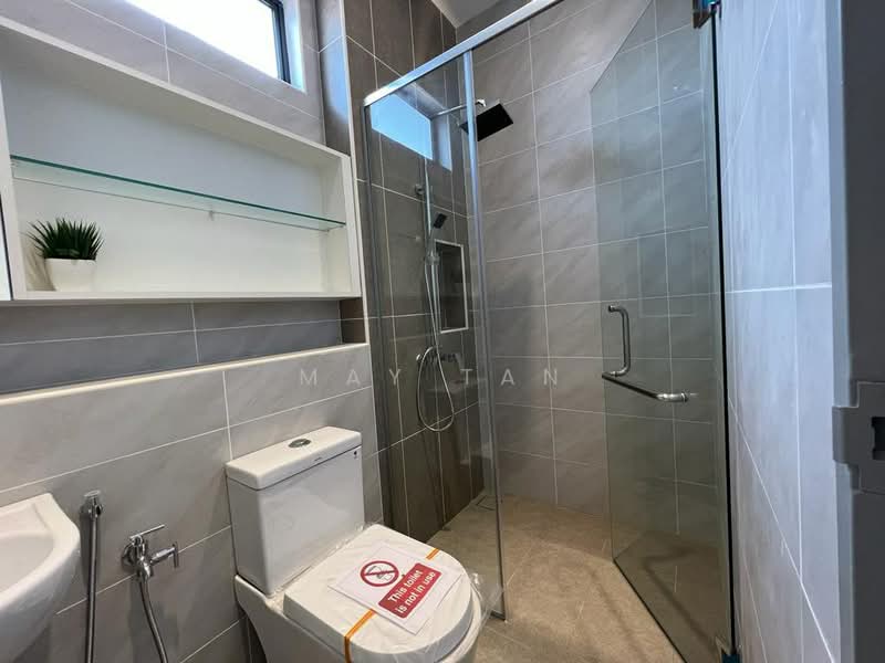 Rumah Berkembar untuk Dijual di Taman Kluang Perdana (Kluang) - May Tan - Bathroom - PropertyGuru.com.my