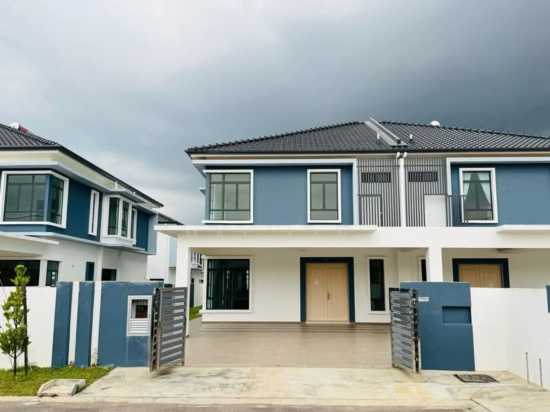 Rumah Berkembar untuk Dijual di Taman Kluang Perdana (Kluang) - May Tan - Exterior - PropertyGuru.com.my