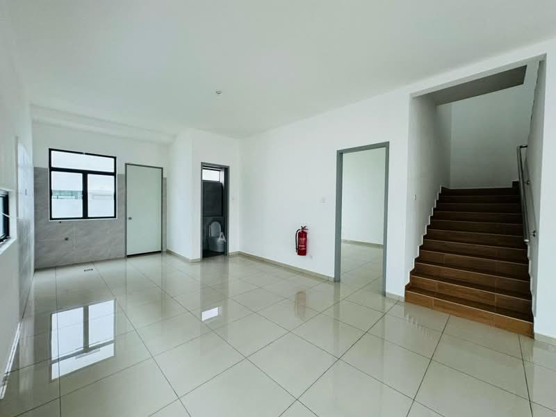 Rumah Berkembar untuk Dijual di Taman Kluang Perdana (Kluang) - May Tan - Interior - PropertyGuru.com.my
