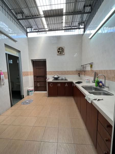 2-storey Terraced House for Sale in Jelutong (Penang) - Ms Chang - Kitchen - PropertyGuru.com.my