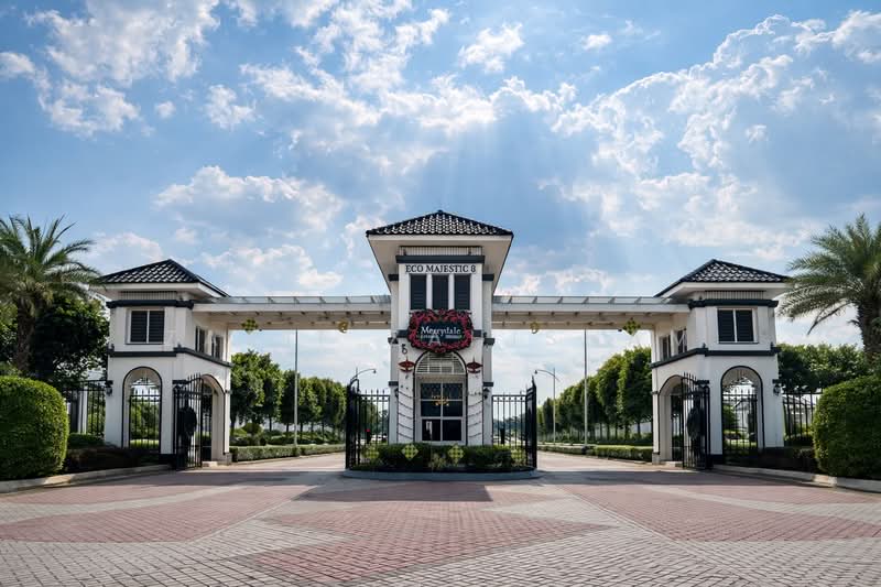 Rumah Teres 2 Tingkat untuk Dijual di Eco Majestic (Semenyih) - Zarif Zahisham - PropertyGuru.com.my