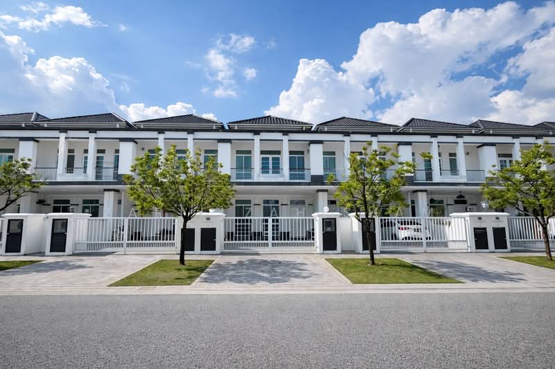 Rumah Teres 2 Tingkat untuk Dijual di Eco Majestic (Semenyih) - Zarif Zahisham - PropertyGuru.com.my