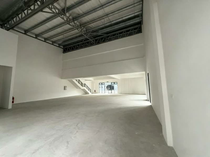 Retail Space for Rent in Indahpura Industrial Park (Kulai) - May Khoo - Interior - PropertyGuru.com.my
