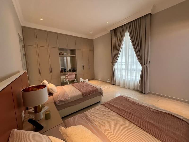 Bungalow for Sale in Taman Parkland (Kluang) - May Tan - Bedroom - PropertyGuru.com.my