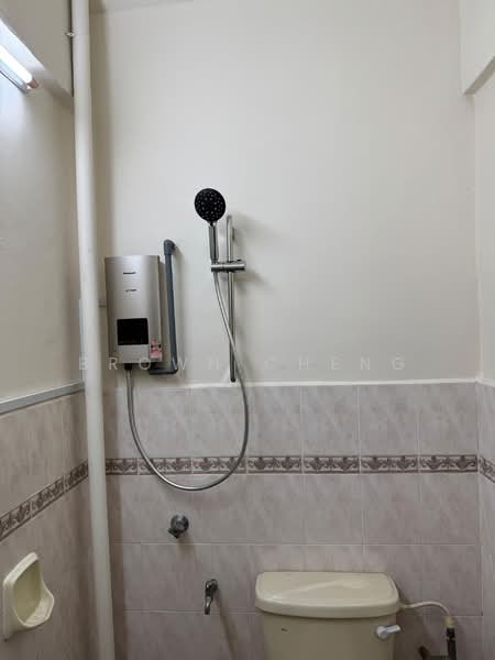 Rumah Teres untuk Dijual di Iskandar Puteri (Nusajaya) (Johor) - Brown Cheng - Bathroom - PropertyGuru.com.my