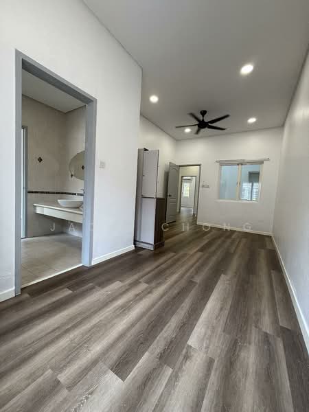 Rumah Teres 2 Tingkat untuk Disewa di Sunway SPK Damansara (Batu) - JACKY CHONG - Bathroom - PropertyGuru.com.my