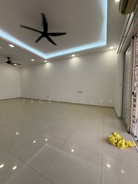 Rumah Teres 2 Tingkat untuk Disewa di Sunway SPK Damansara (Batu) - JACKY CHONG - Living Room - PropertyGuru.com.my