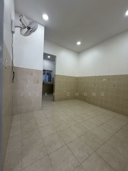 Rumah Teres 2 Tingkat untuk Disewa di Sunway SPK Damansara (Batu) - JACKY CHONG - Kitchen - PropertyGuru.com.my