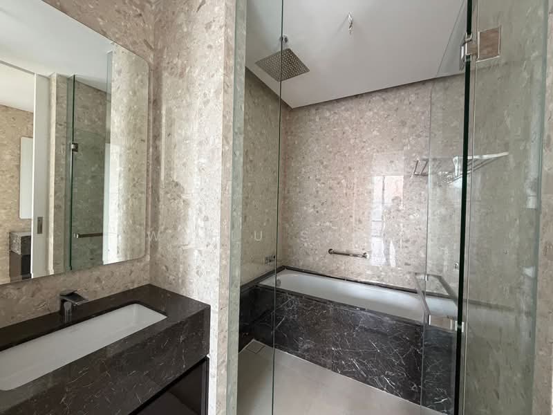 Service Residence for Sale at Pavilion Damansara Heights - Wanlu Sang - Bathroom - PropertyGuru.com.my