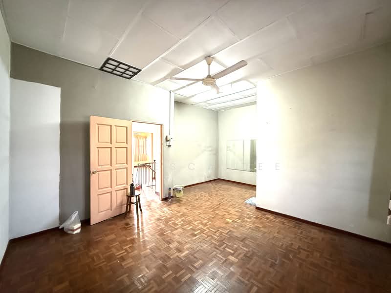 Terraced House for Sale in Kapar (Selangor) - Valesca Tee - Living Room - PropertyGuru.com.my