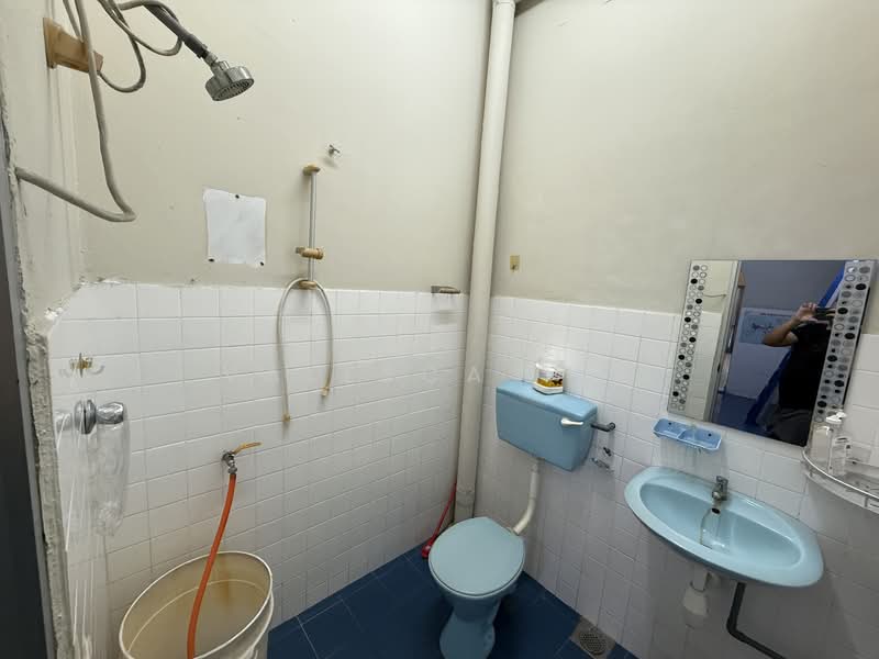 Terraced House for Sale in Kapar (Selangor) - Valesca Tee - Bathroom - PropertyGuru.com.my