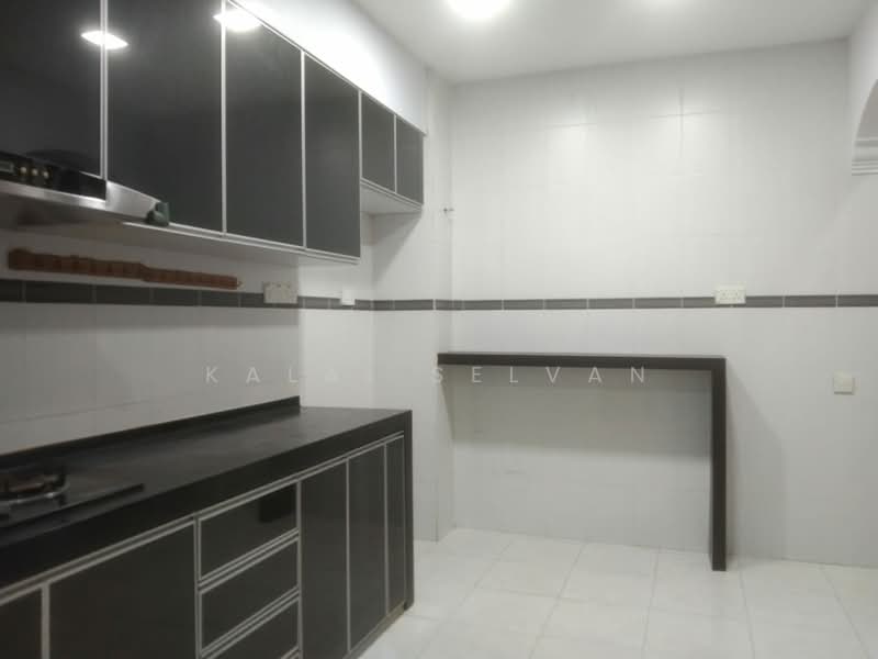 Rumah Teres 2 Tingkat untuk Disewa di Setia Tropika (Johor Bahru) - Kalai Selvan - Kitchen - PropertyGuru.com.my