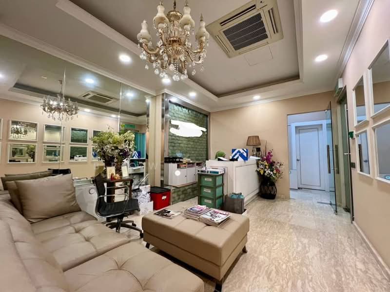 Shop / Office for Sale in Johor Bahru (Johor) - Brown Cheng - Living Room - PropertyGuru.com.my
