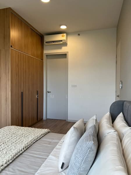 Service Residence for Rent at Sunway Belfield - Kim Ling - Master Bedroom - PropertyGuru.com.my