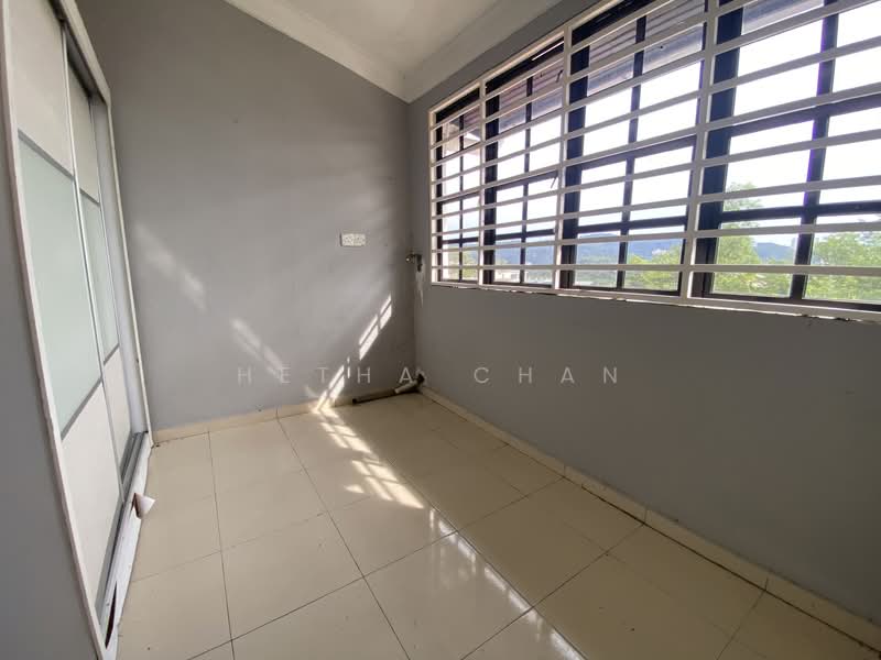 2-storey Terraced House for Sale in Ampang Jaya (Ampang) - Hetha Chan - Balcony - PropertyGuru.com.my