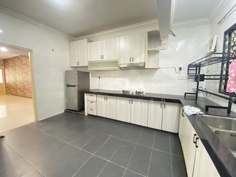 2-storey Terraced House for Sale in Ampang Jaya (Ampang) - Hetha Chan - Kitchen - PropertyGuru.com.my