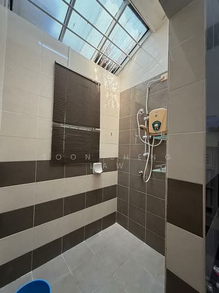 Rumah Teres 2 Tingkat untuk Dijual di Sentosa Villa (Kajang) - Soon Sheng Law - Bathroom - PropertyGuru.com.my