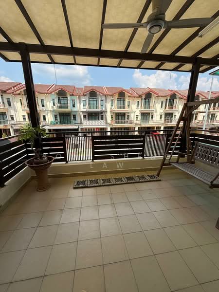 Rumah Teres 2 Tingkat untuk Dijual di Sentosa Villa (Kajang) - Soon Sheng Law - Balcony - PropertyGuru.com.my