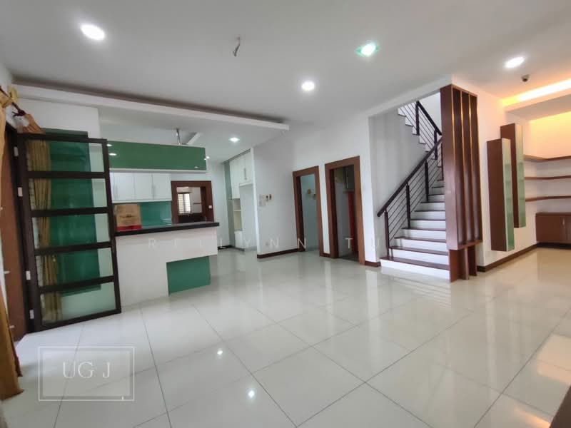 Semi-Detached House for Sale in Bandar Botanic (Klang) - Reilynn Tue - Interior - PropertyGuru.com.my