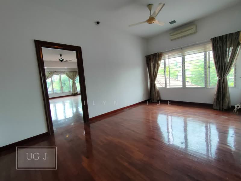 Semi-Detached House for Sale in Bandar Botanic (Klang) - Reilynn Tue - Living Room - PropertyGuru.com.my