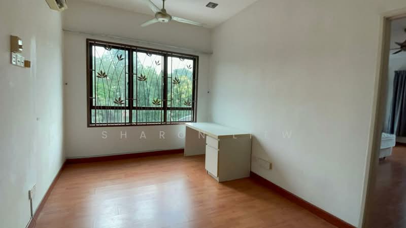 Rumah Banglo untuk Dijual di Batu 9 (Cheras) - Sharon Liew - Study - PropertyGuru.com.my