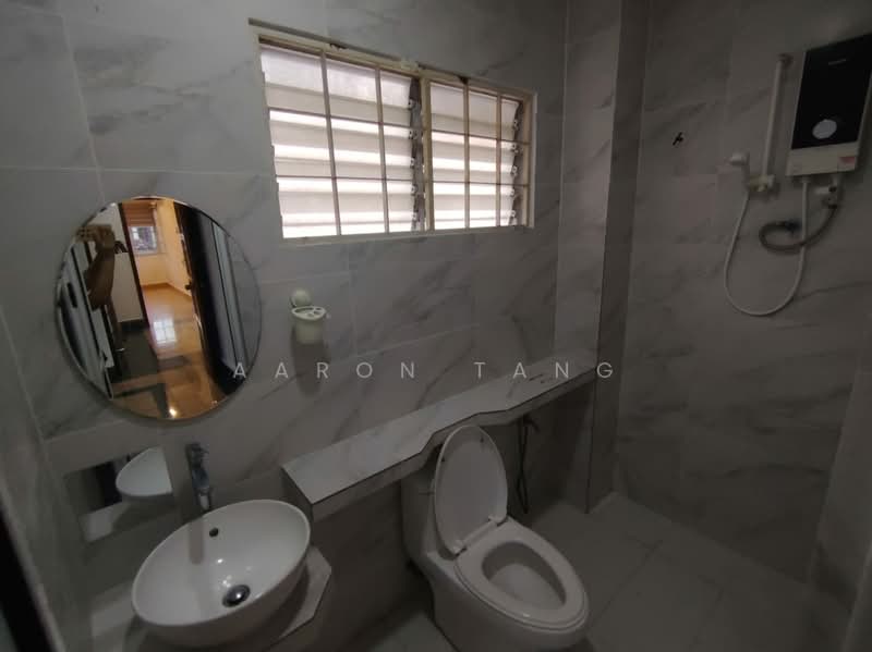 Rumah Teres 2 Tingkat untuk Disewa di Bandar Sri Damansara (Selangor) - Aaron Tang - Bathroom - PropertyGuru.com.my