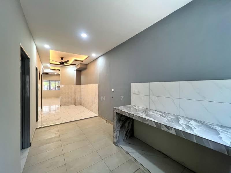 Rumah Teres 2 Tingkat untuk Dijual di Bandar Tasik Puteri (Rawang) - AIMAN ZUHDI - PropertyGuru.com.my