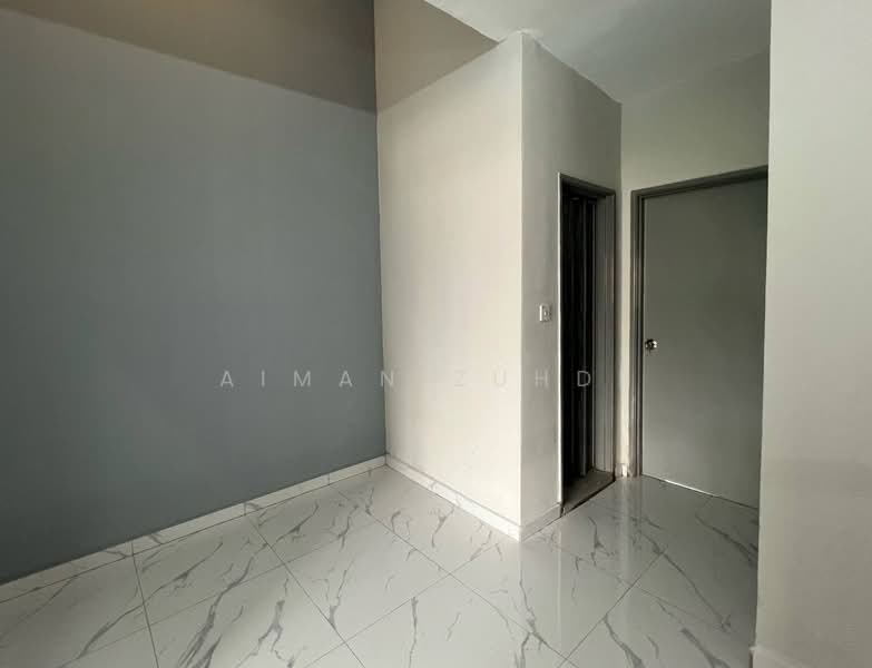 Rumah Teres 2 Tingkat untuk Dijual di Bandar Tasik Puteri (Rawang) - AIMAN ZUHDI - PropertyGuru.com.my