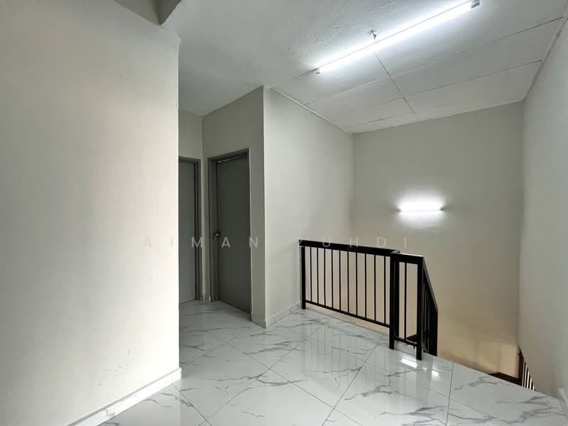Rumah Teres 2 Tingkat untuk Dijual di Bandar Tasik Puteri (Rawang) - AIMAN ZUHDI - PropertyGuru.com.my