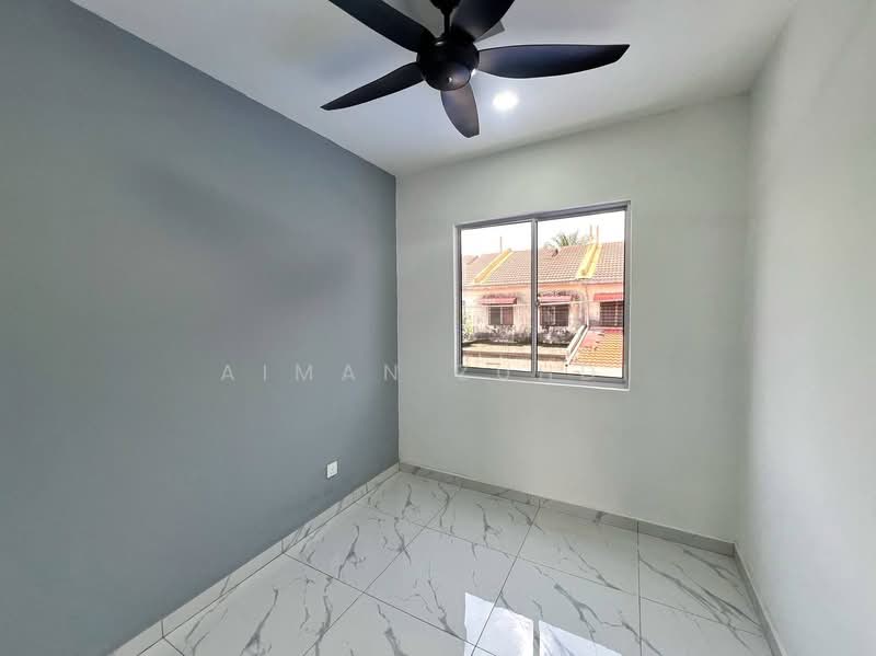 Rumah Teres 2 Tingkat untuk Dijual di Bandar Tasik Puteri (Rawang) - AIMAN ZUHDI - PropertyGuru.com.my