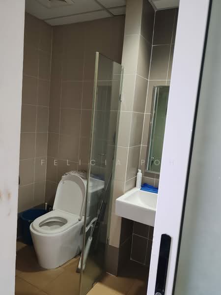 Service Residence for Rent at Centrestage Designer Suite - Felicia Poh - Bathroom - PropertyGuru.com.my